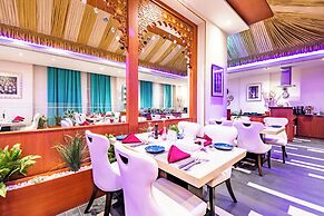 Platinum Hotel