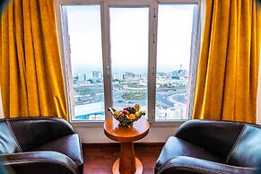 Platinum Hotel
