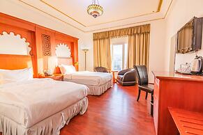Platinum Hotel