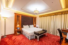 Platinum Hotel