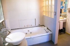Hotel Alkazar
