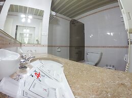 Hotel Alkazar