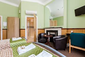 Gower House Hotel