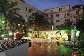 Hotel Mondial