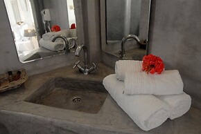Anemoi Resort