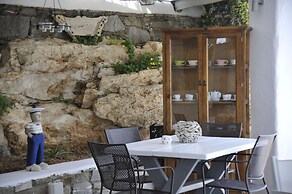 Anemoi Resort