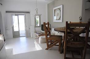 Anemoi Resort