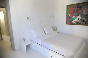 Anemoi Resort