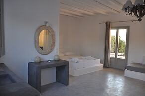 Anemoi Resort