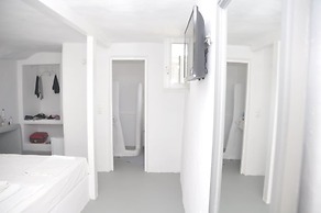 Anemoi Resort