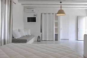 Anemoi Resort