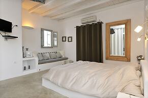 Anemoi Resort