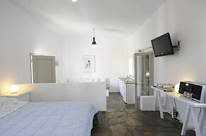 Anemoi Resort
