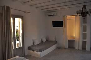 Anemoi Resort