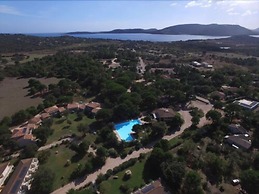 Residence Fiori Di Cala Rossa