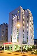 The Room Hotel & Apartments
