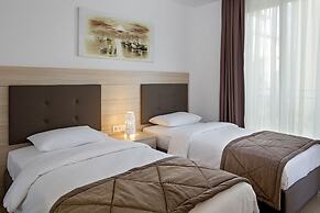 The Room Hotel & Apartments