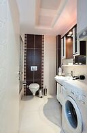 The Room Hotel & Apartments