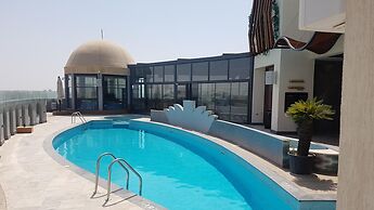 Horizon Manor Hotel