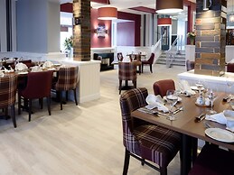 The Crown Hotel