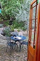 The Old Trading Post - Guest House