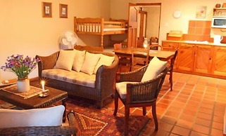 The Old Trading Post - Guest House