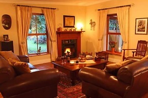 The Old Trading Post - Guest House