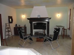 Hotel Hinterland