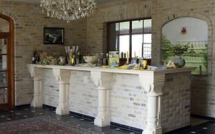 Hotel Hinterland