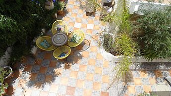 Hostal La Paloma I