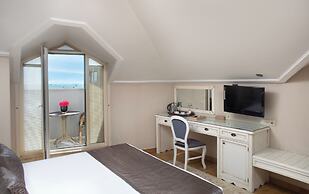 Recital Hotel