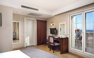Recital Hotel