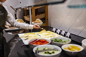 Crowne Plaza Amsterdam South by IHG
