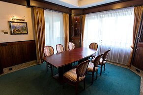 Rahat Palace Hotel