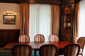 Rahat Palace Hotel
