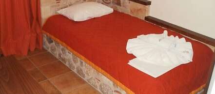 Aktaion Hotel