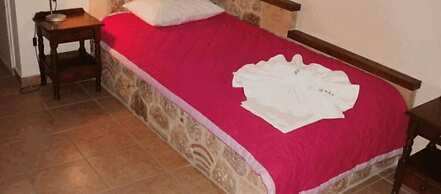 Aktaion Hotel