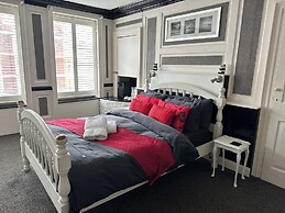 The Barrington Guest House Hotel