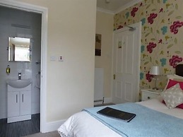 Bryn Derwen Guest House
