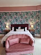 Laston House