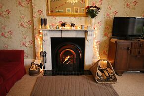 Laston House
