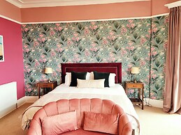 Laston House