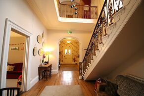 Laston House