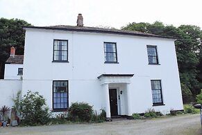 Laston House