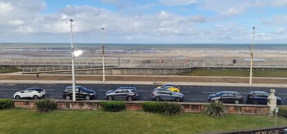 Ocean Bay Hotel