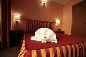 Airport Hotel