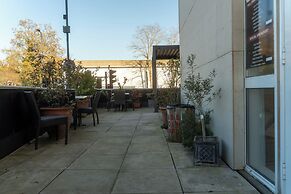 Abbey Point Hotel