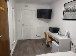 Abbey Point Hotel