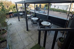 Abbey Point Hotel