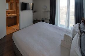 Abbey Point Hotel